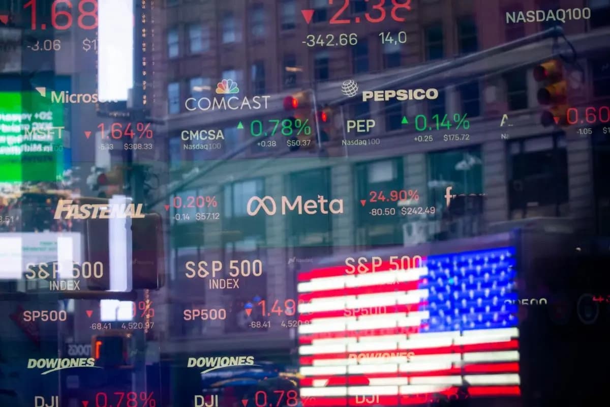 boyuk-sirketler-trump-in-ticaret-muharibesi-neticesinde-2-trilyon-dollar-bazar-deyeri-itiribler